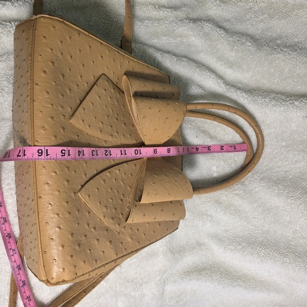 Grossi Satchel Tan Ostrich Embossed Bow Crossbody Handbag Medium Excellent